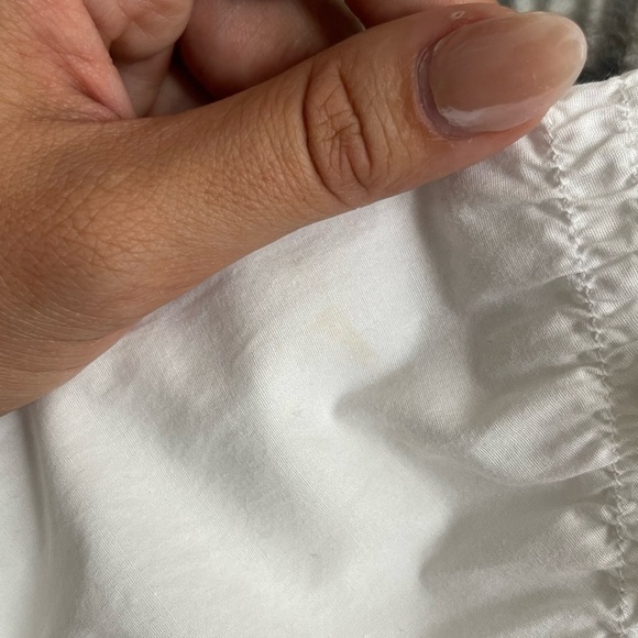 Veronica Beard White Puff Sleeve Smocked Top Size XS - Picture 9 of 9